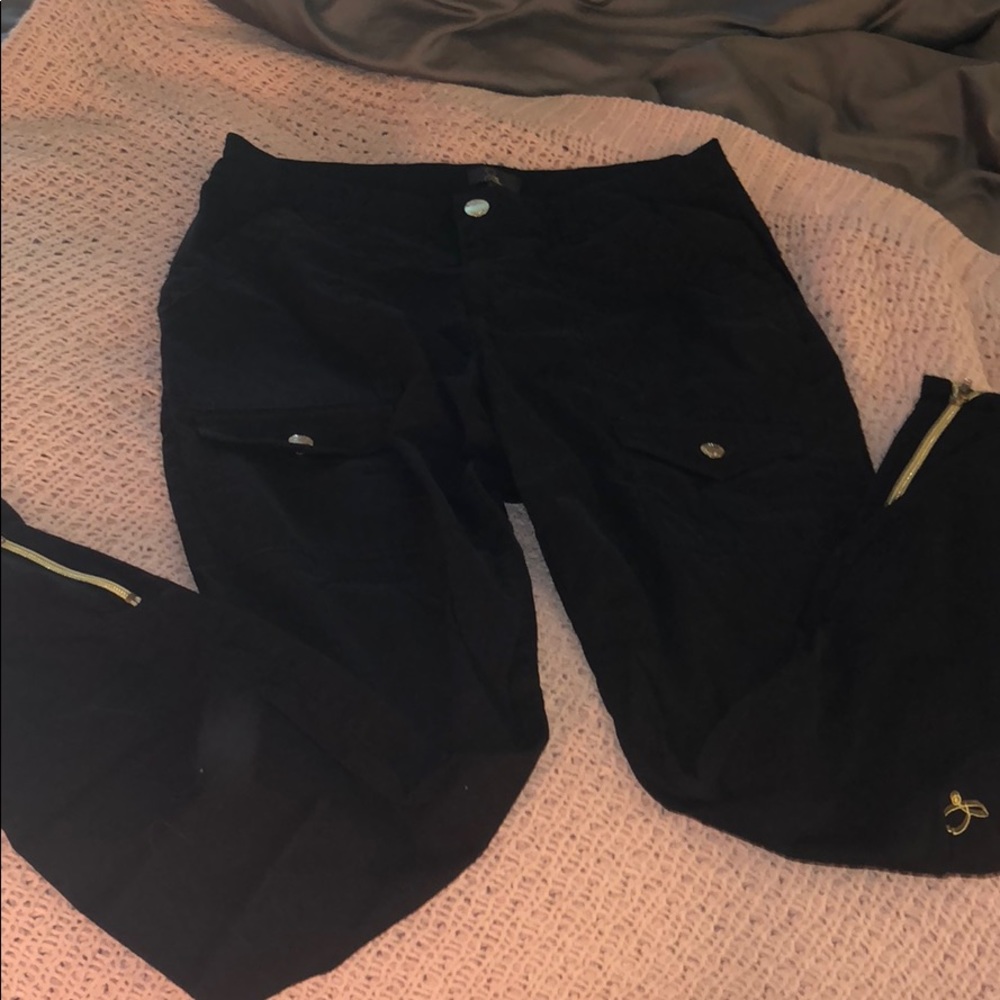 Jaanuu scrub set